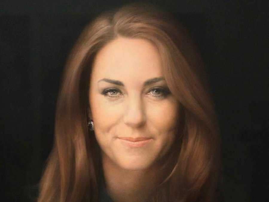 Kate Middleton official portrait