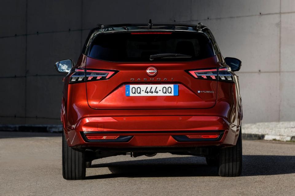 A hands-free automatic opening power tailgate adds to the Qashqai’s everyday ease of use (Nissan)