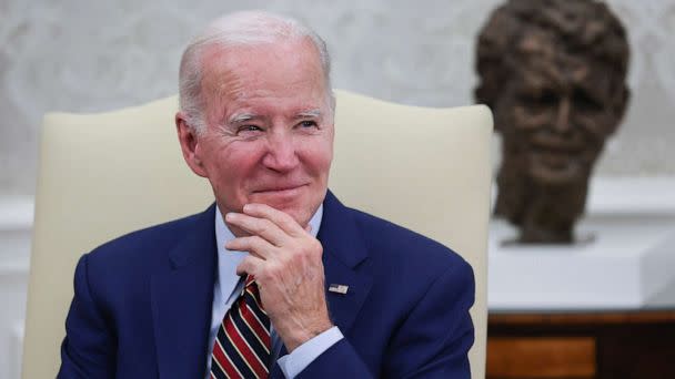 PHOTO: President Joe Biden listens to members of the press shout questions as he meets with Prime Minister Mark Rutte of the Netherlands in the Oval Office of the White House, Jan. 17, 2023 in Washington. (Win Mcnamee/Getty Images)