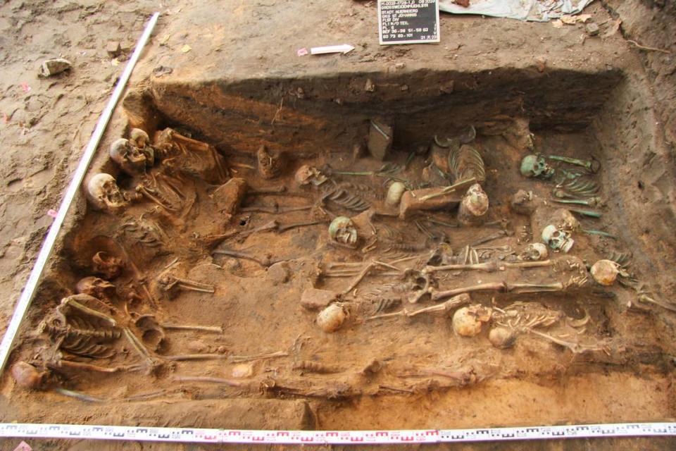 Mass graves of Black Death victims found in Germany. See the gruesome ‘surprise’