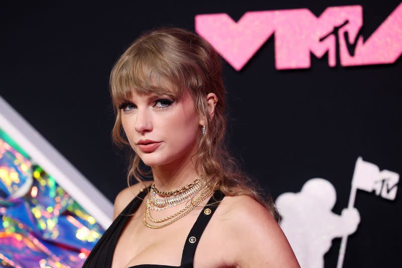 Taylor Swift asiste a los MTV Video Music Awards 2023 en el Prudential Center de Newark, Nueva Jersey