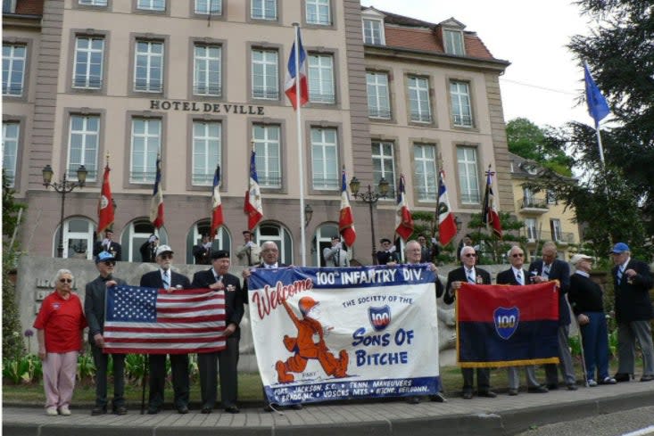 <p>Photo of a ceremony celebrating the 60th anniversary of the liberation of Bitche</p> (Ville De Bitche)