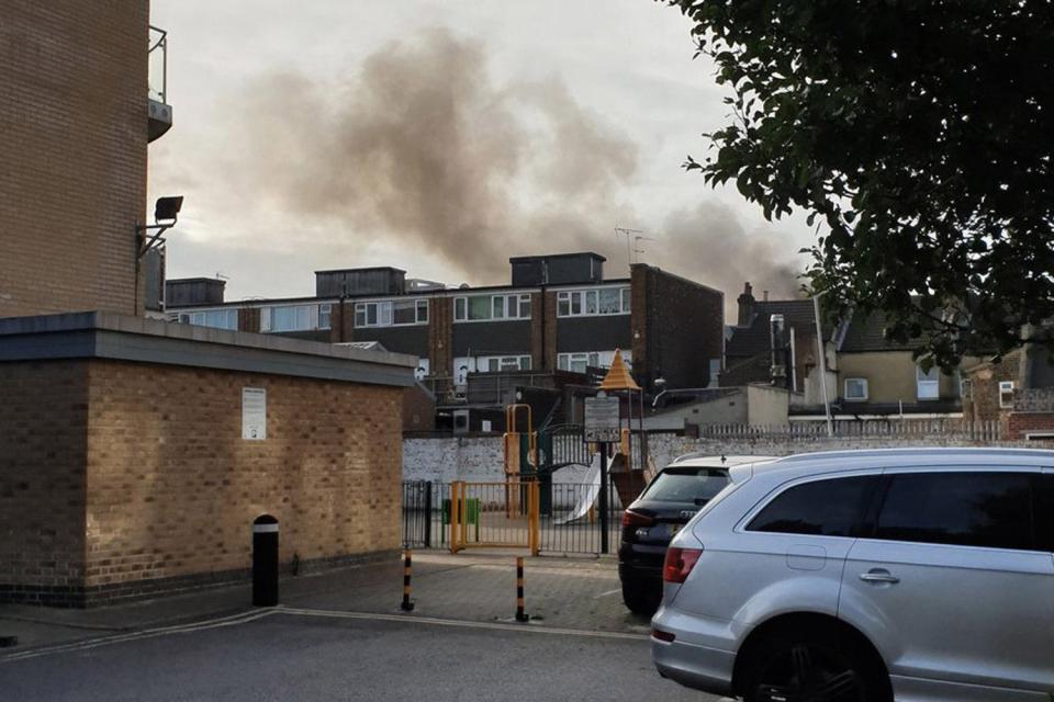 A serious fire is ongoing in Walthamstow (@eltorgie)