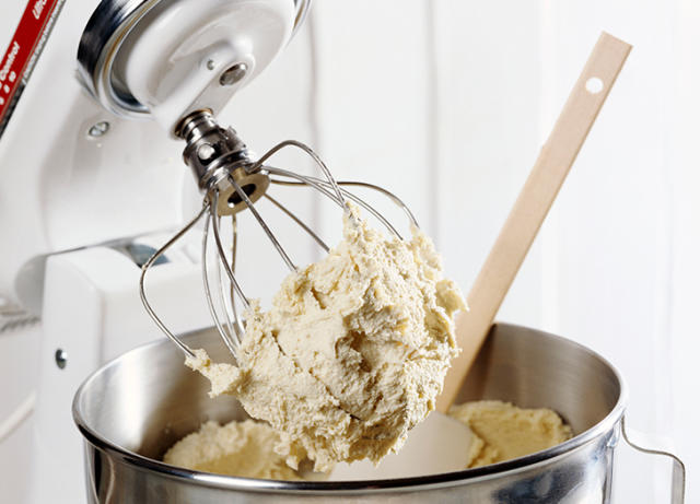 The Best Stand Mixer to Fulfill Your Great British Bake Off Fantasy