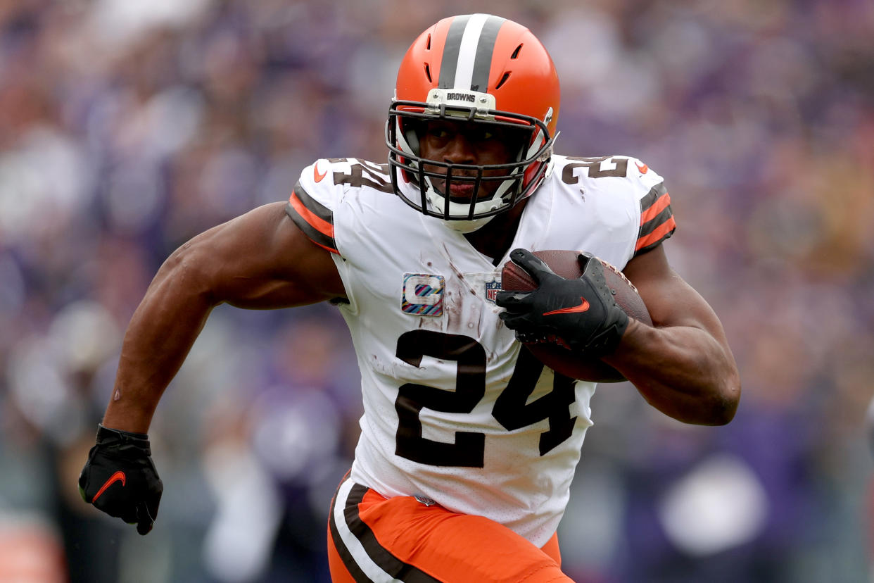 Cleveland Browns running back Nick Chubb is averaging 105.7 rushing yards per game. (Photo by Rob Carr/Getty Images)