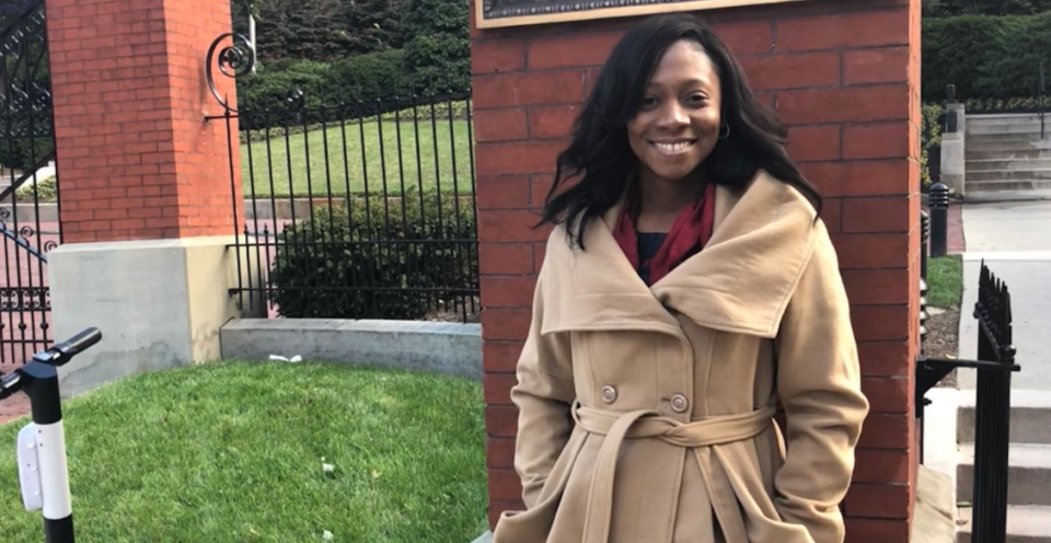 Physician Fatima Cody Stanford was assisting a passenger in crisis when Delta flight attendants questioned her credentials. (Photo: @fstanfordmd via Twitter)