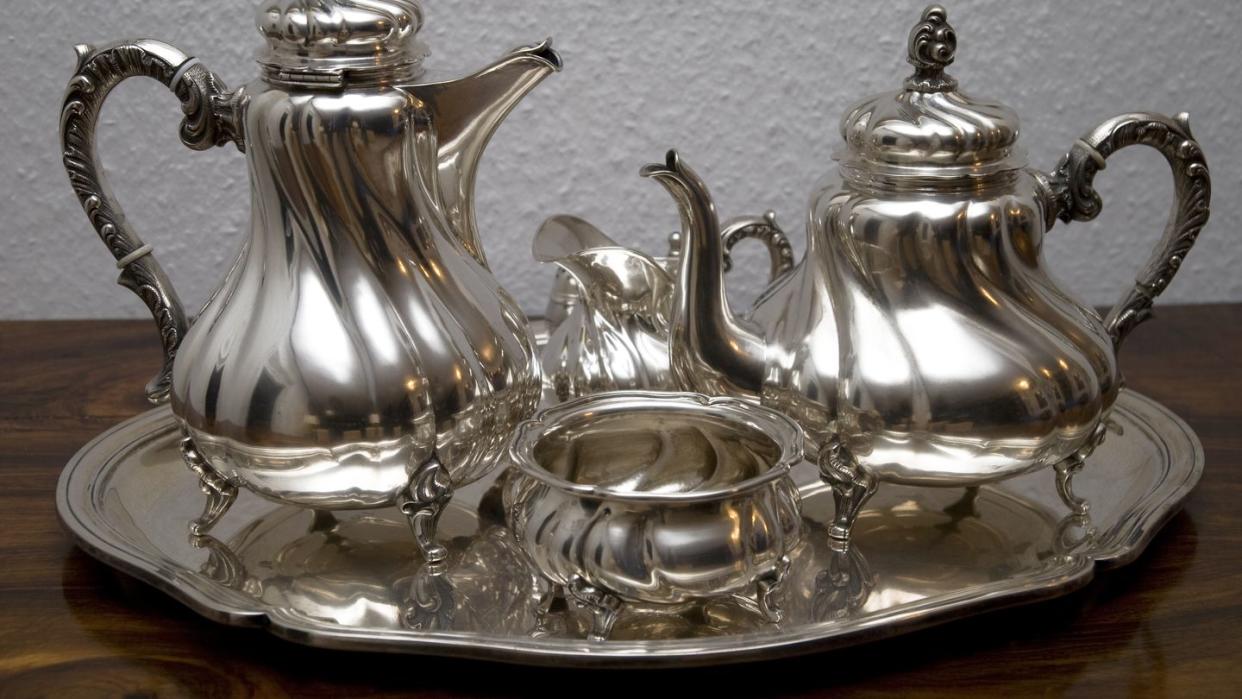 silver teapot silver teapot