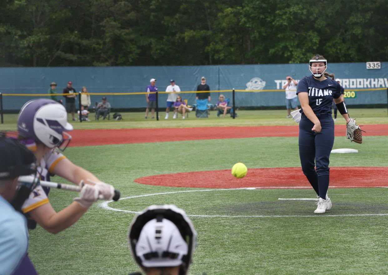 Webster Thomas' Madison Hicks pitches during the New York State Softball Championship semifinal versus Troy on June 9, 2023. 