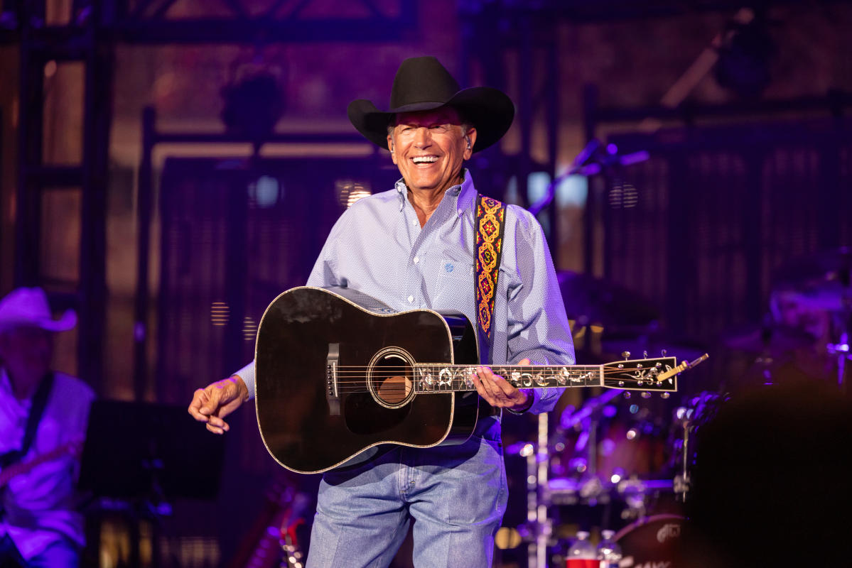 George Strait Breaks Attendance Record With Largest Concert Ever Held in The U.S.