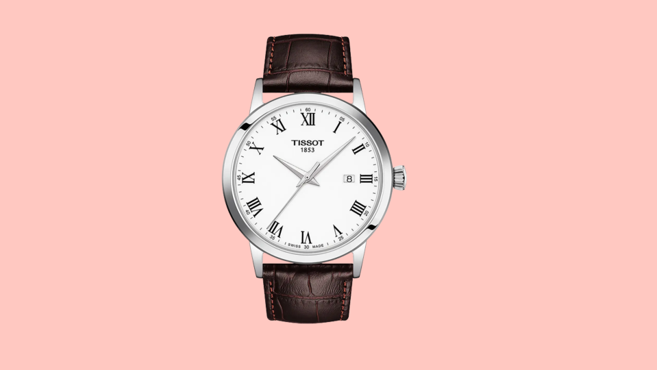 Valentine's Day jewelry gifts: Classic Dream Leather Strap Watch