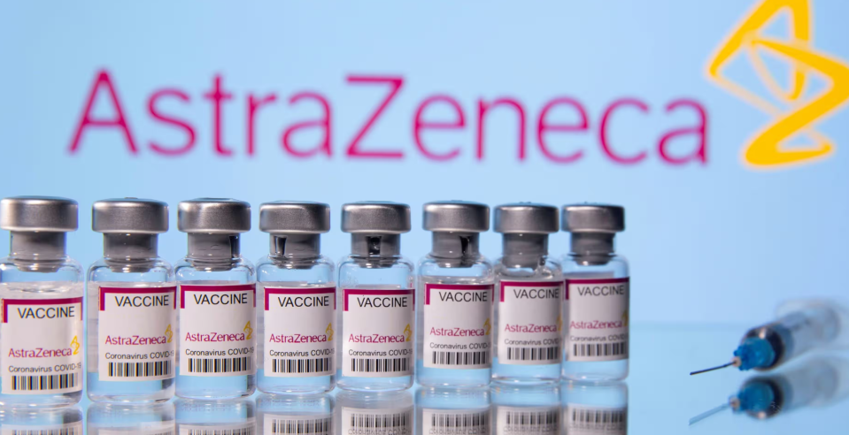 英國藥廠阿斯利康（AstraZeneca）宣布，因新冠疫苗過剩，決定在全球回收旗下新冠疫苗Vaxzevria。（路透社資料圖片）