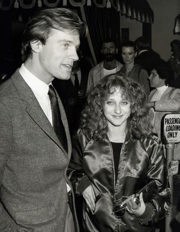 <p>Ron Galella/Ron Galella Collection via Getty</p> Stephen Collins and Carol Kane