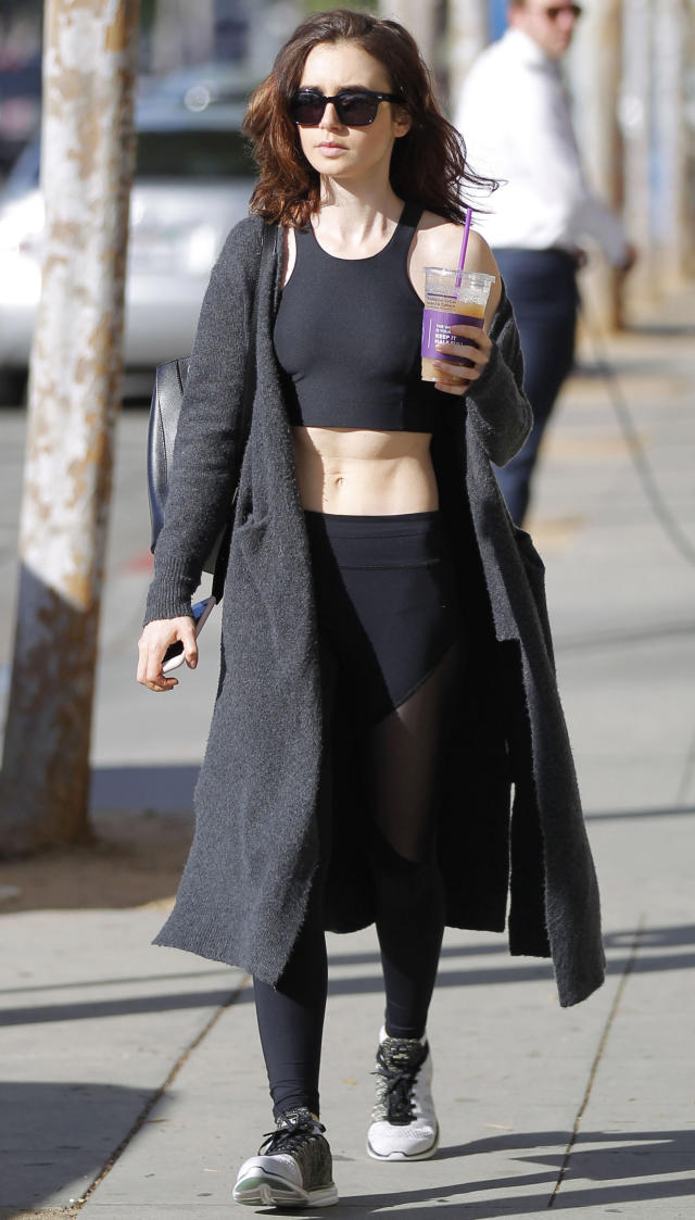 Kourtney Kardashian Wears Black Sports Bra & Leggings & Shows Off Abs –  Hollywood Life