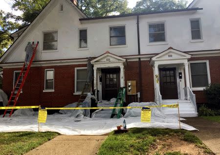 FILE PHOTO: Homes at Fort Benning undergo lead paint removal as the U.S. Army mobilizes to protect residents against lead poisoning hazards in Fort Benning, Georgia, U.S., September 10, 2018. REUTERS/Andrea Januta/File Photo