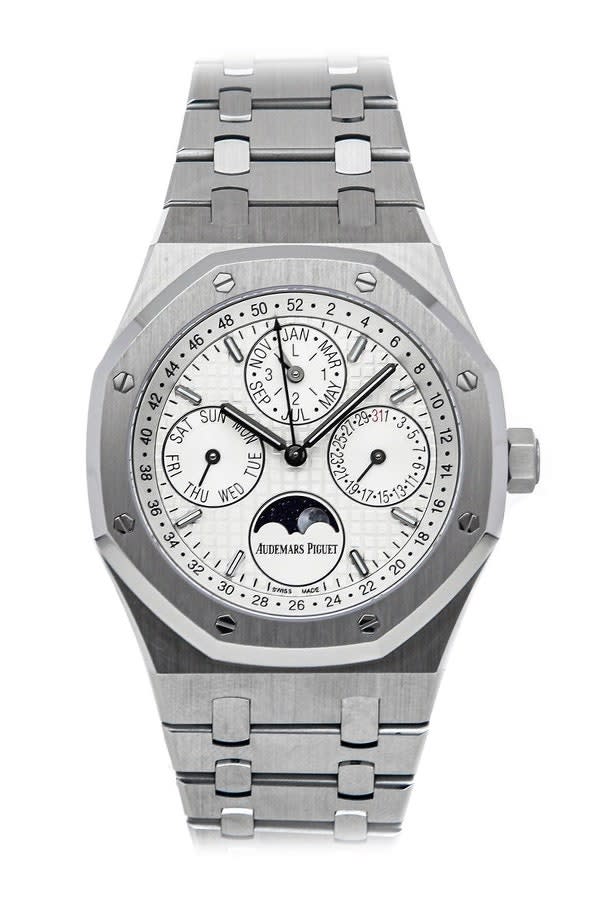 Celebrities With Audemars Piguet Royal Oak White Ceramic 26579CB