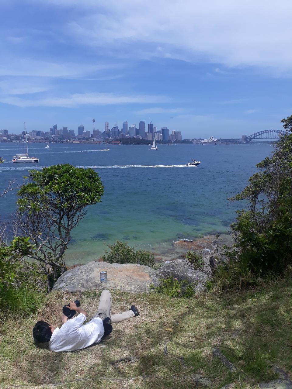 At first glance, the photo appears to show a bloke getting a nice snap of Sydney’s iconic harbour. Source: Supplied to Yahoo7 News