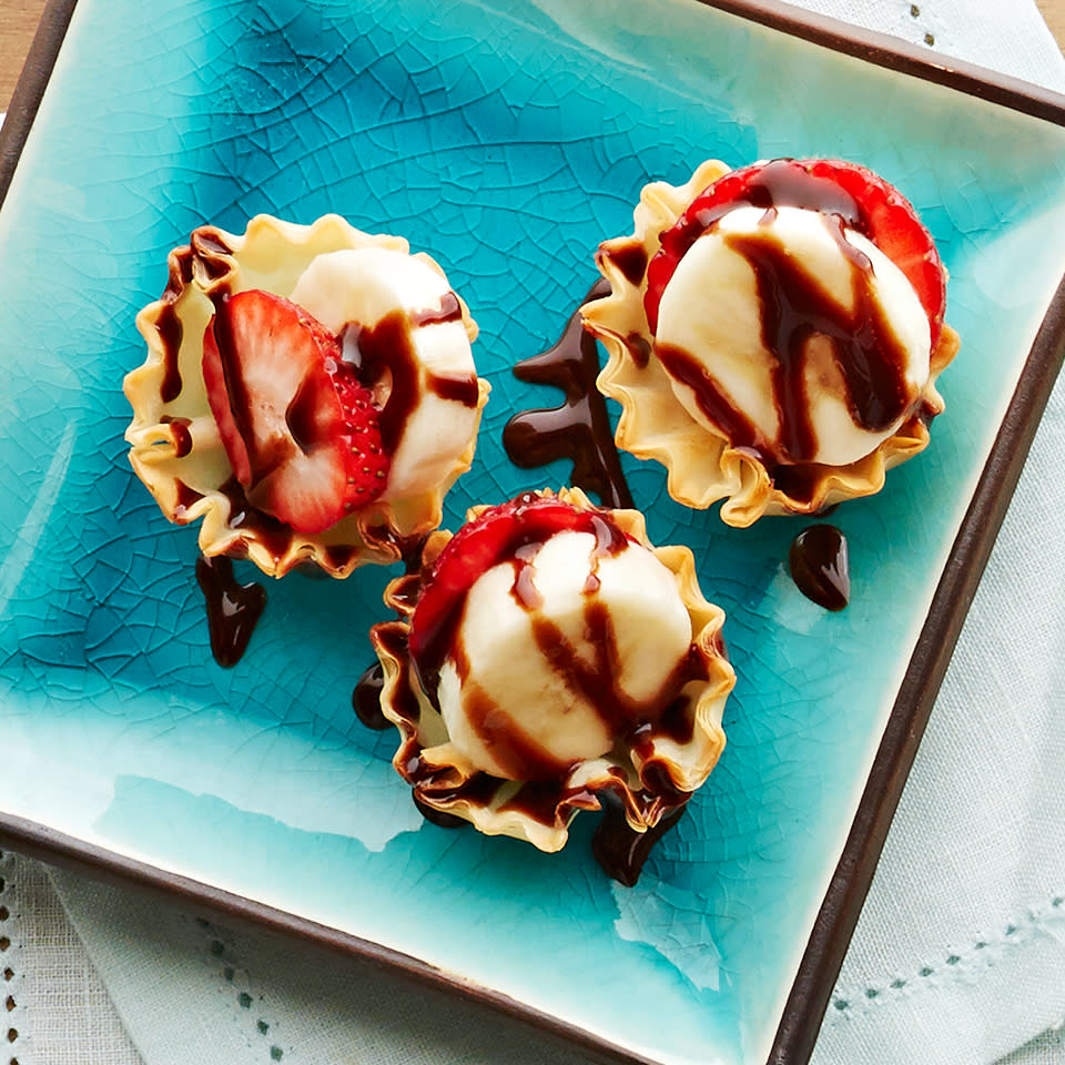 Banana Split Tarts