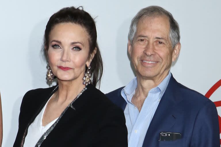 Lynda Carter y quien fue su marido durante muchos años, Robert Altman