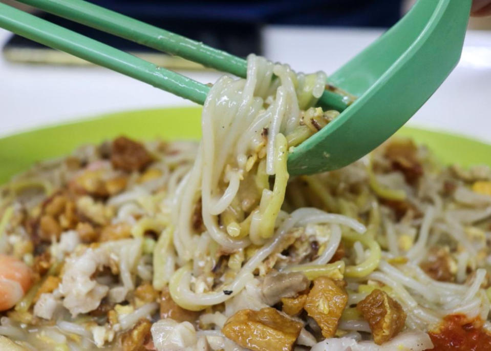 A spoonful of Hokkien Prawn Mee 