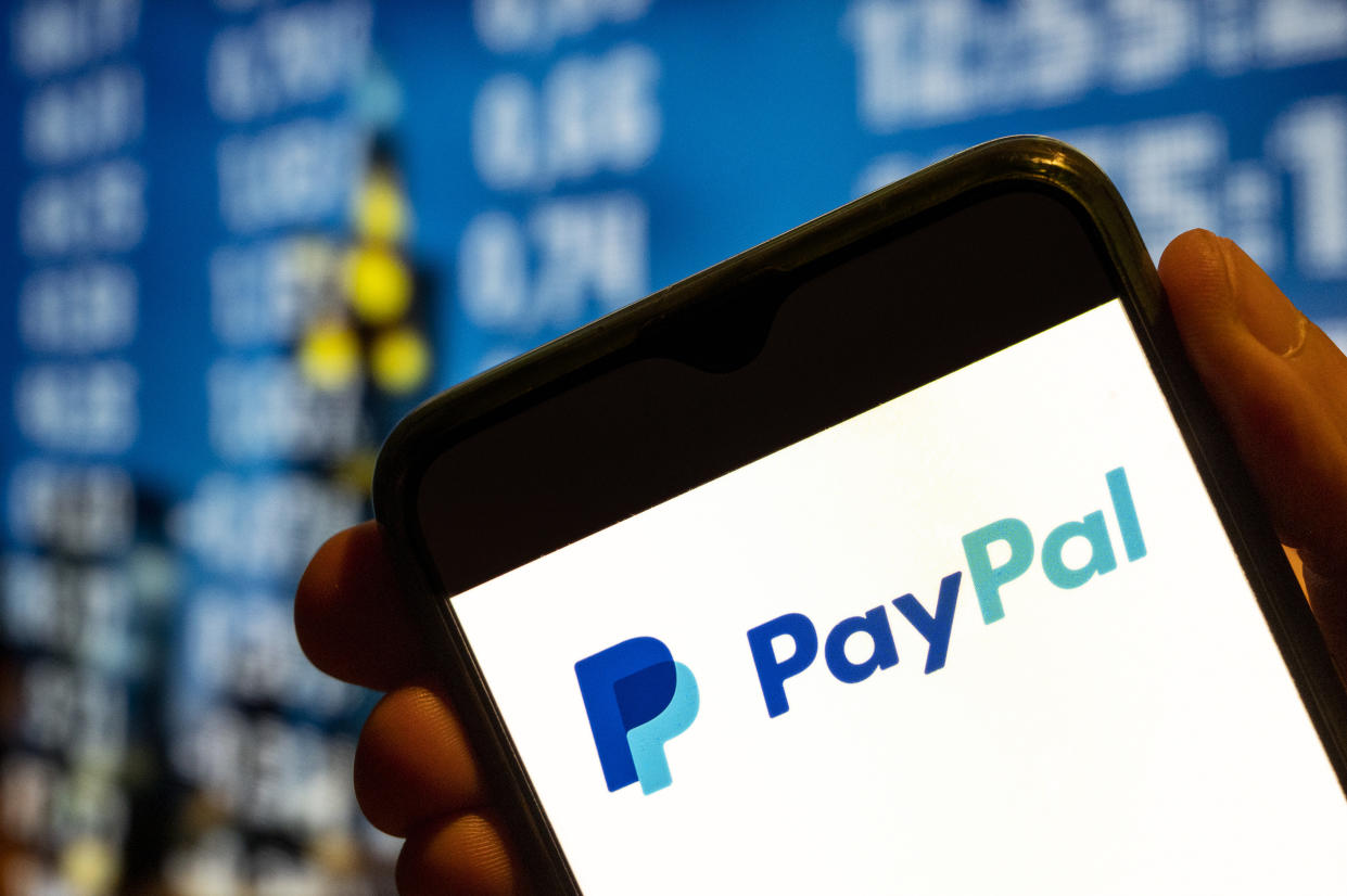 CHINA - 2022/07/25: In this photo illustration, the American online payment platform Paypal logo is displayed on a smartphone screen. (Photo Illustration by Budrul Chukrut/SOPA Images/LightRocket via Getty Images)