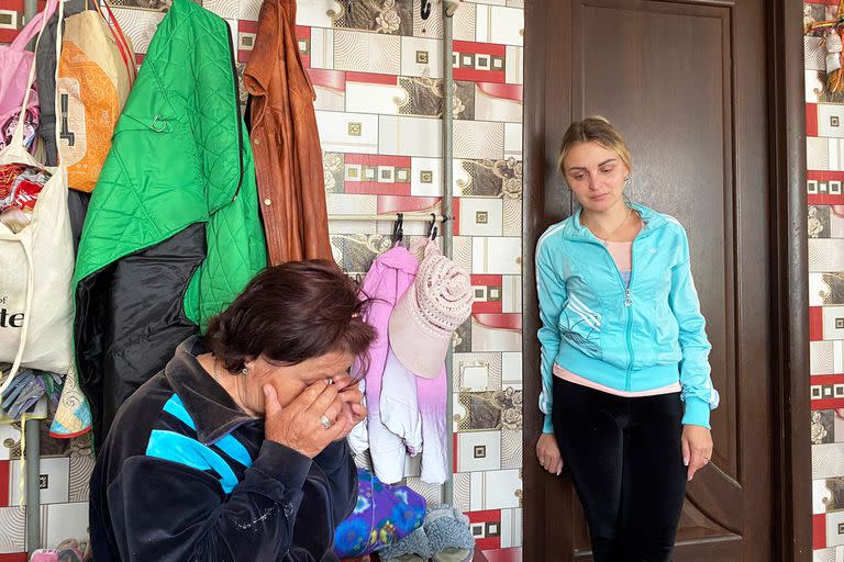 Marina y Victoria, la madre y la hermana Eugeniy