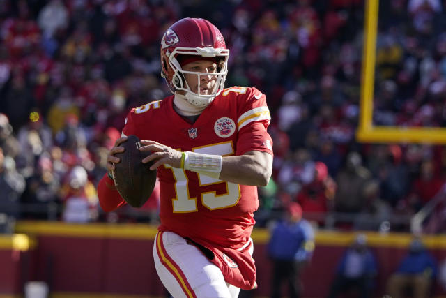 Chiefs dump Seahawks 24-10, stay tied for AFC's best record