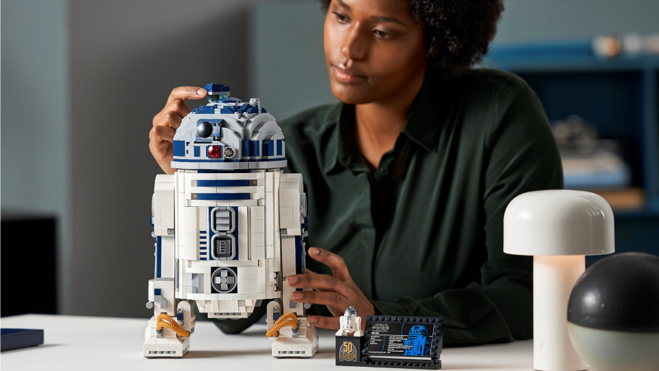 Best Lego Star Wars gifts: R2-D2 75308 Collectible Building Toy.