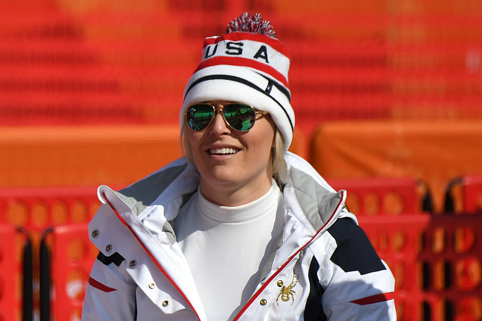 <p>04h37 : Lindsey Vonn est en tête à l’issue de la première manche – de descente – du combiné olympique devant Ragnhil Mowinckel (+0″74) et Michelle Gisin (+0″77). La meilleure Française, Romane Miradoli, est 9e (+2″46) </p>