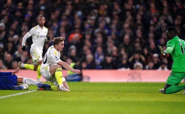 Joe Gelhardt scores for Leeds