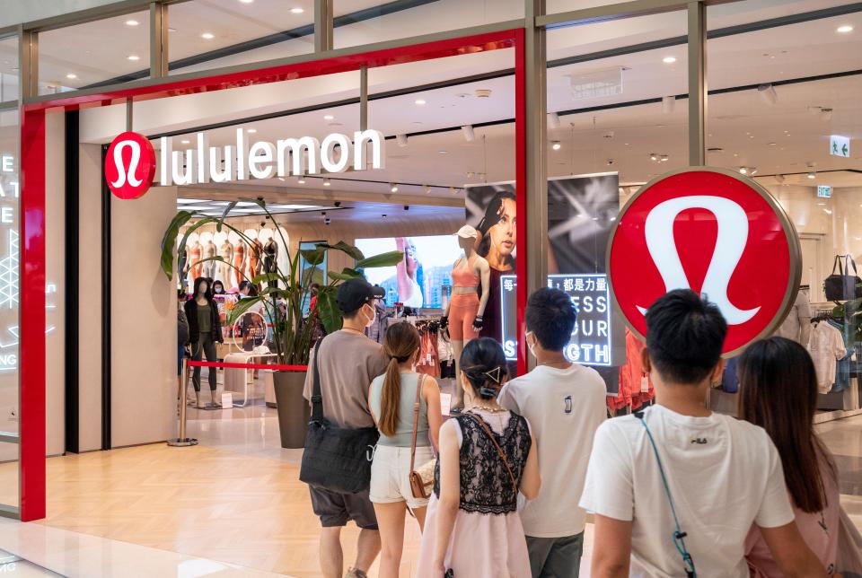 September 4, 2022, Hong Kong, China: Shoppers are seen walking into the Canadian sportswear clothing band, Lululemon store in Hong Kong. (Credit Image: © Budrul Chukrut/SOPA Images via ZUMA Press Wire)