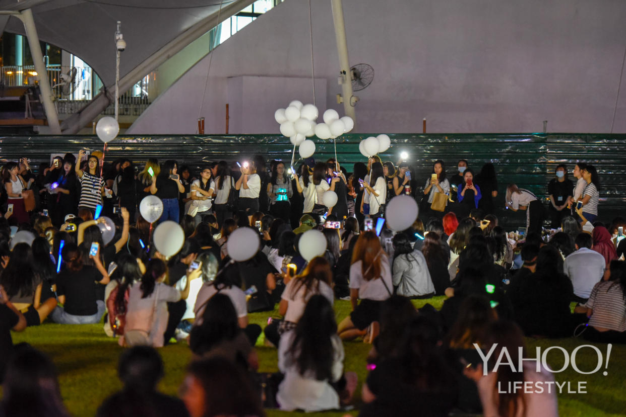 More than a thousand people paid tribute to SHINee’s Jonghyun at Hong Lim Park on 20 December 2017 (Photo: Bryan Huang | Yahoo Lifestyle Singapore)