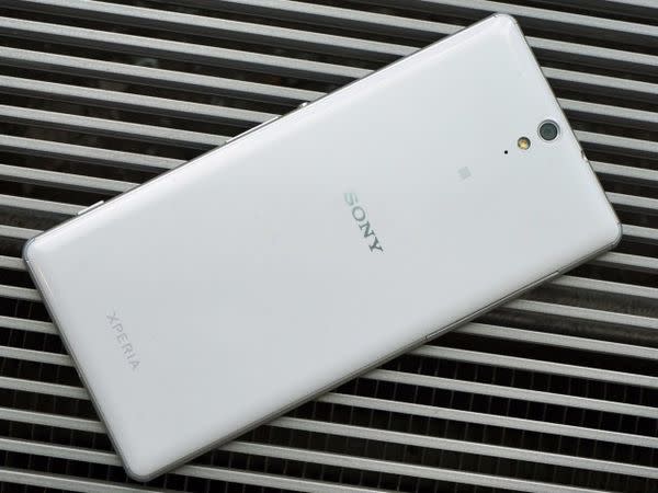 中階機的逆襲 驚喜不斷 Xperia C5 Ultra & M5 間諜照曝光