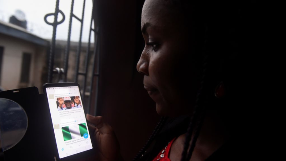 A young Nigeria accessing information on social media