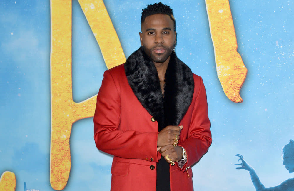 Jason Derulo has broken his foot credit:Bang Showbiz