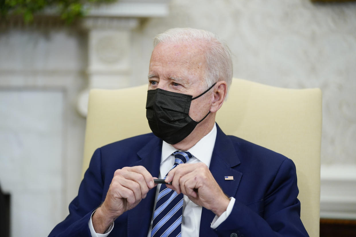 President Joe Biden meets with Canadian Prime Minister Justin Trudeau in the Oval Office of the White House, Thursday, Nov. 18, 2021, in Washington. (AP Photo/Evan Vucci)