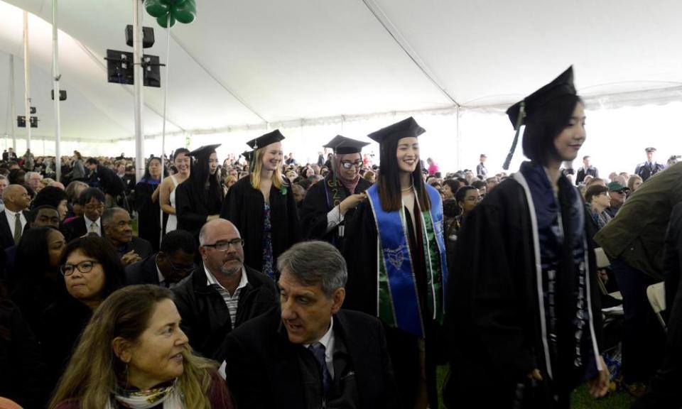 Wellesley students walk in to see Clinton deliver her address.