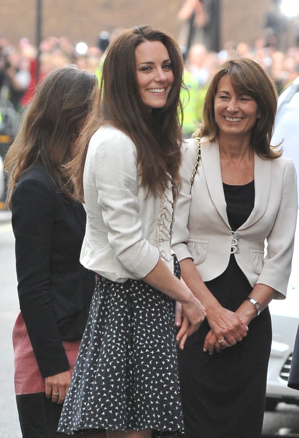 catherine middleton arrives at the goring hotel