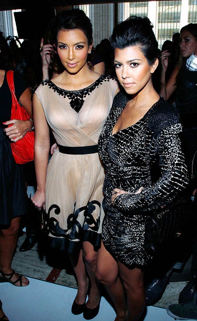 Kardashian Kim Kourtney NYFW