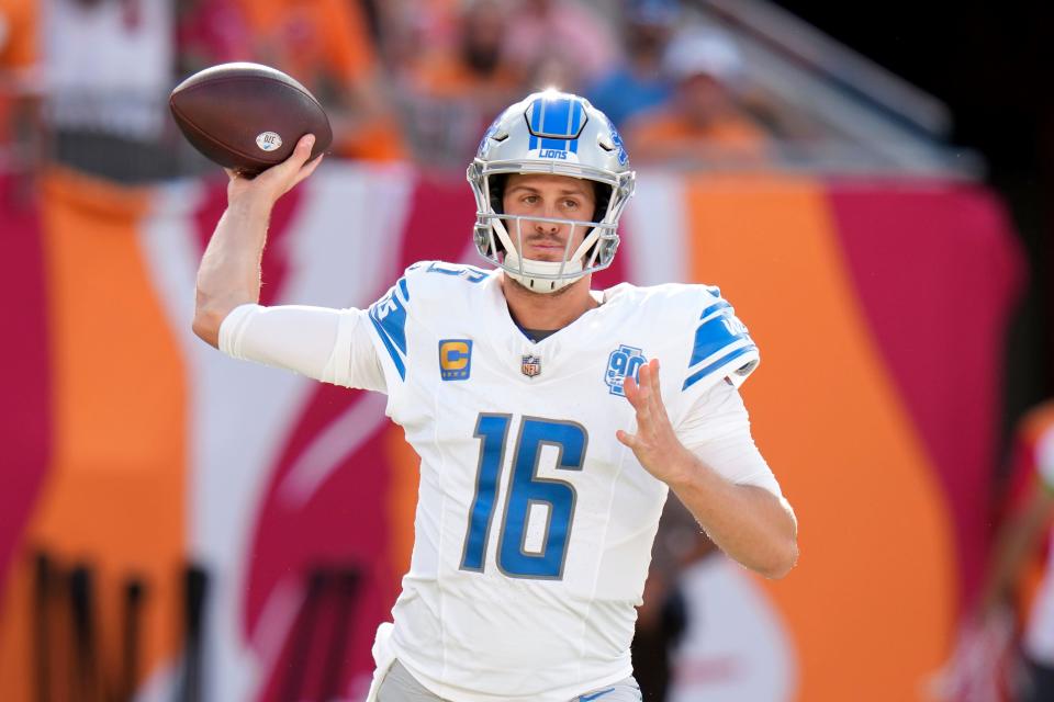 Detroit Lions quarterback Jared Goff (16) throws against the Tampa Bay Buccaneers during the first half at Raymond James Stadium in Tampa, Florida, on Sunday, Oct. 15, 2023.