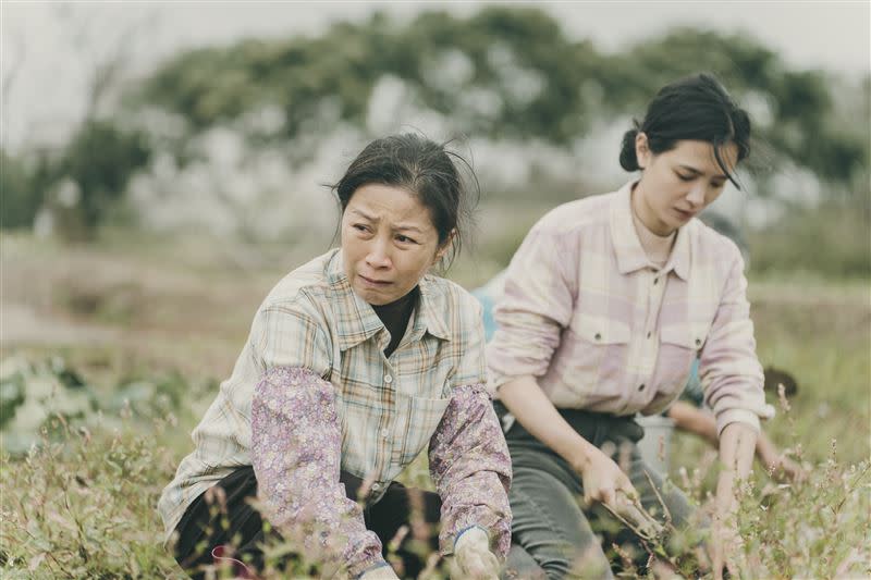 吳子霏（右）分享自己遺失錢包的經歷。（圖／公視台語台提供）