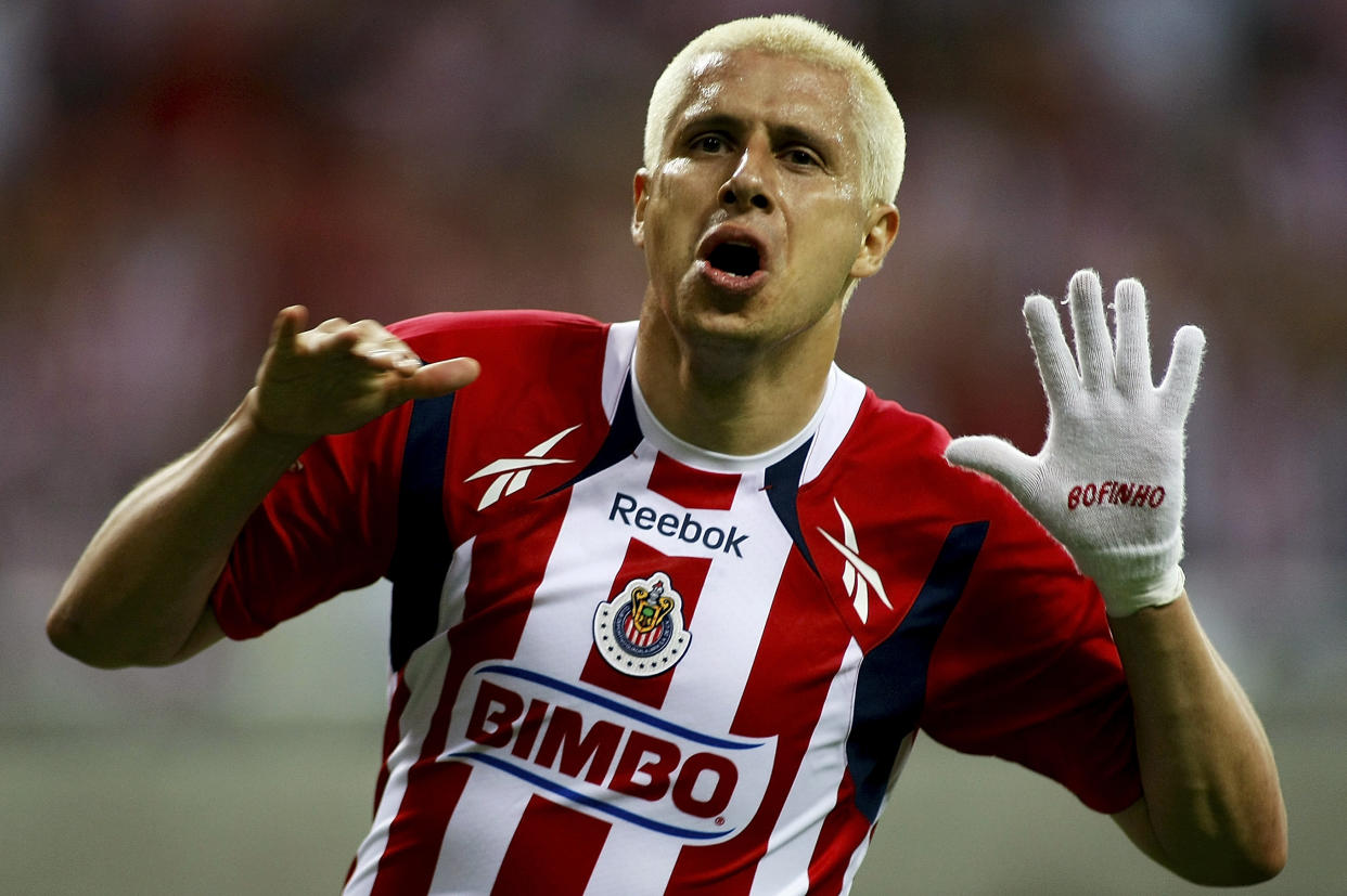 Adolfo 'Bofo' Bautista anotó 49 tantos con las Chivas de Guadalajara (Foto: Gerardo Zavala/LatinContent via Getty Images)