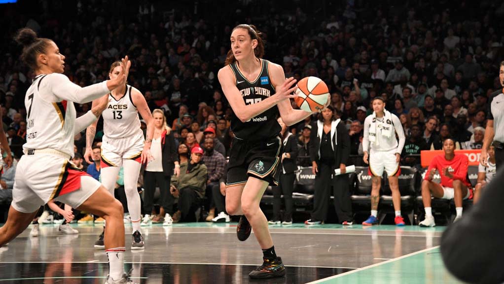  New York Liberty vs. Las Vegas Aces in 2023 WNBA Finals. 