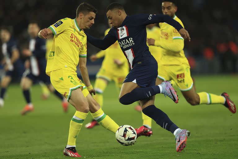 Kylian Mbappé necesita un gol más para superar a Edinson Cavani como el máximo goleador histórico de PSG