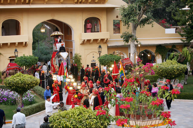 A traditional wedding at the Samode Palace. The hotel takes pride in organising traditional Indian weddings complete with elephant processions and traditional tikka and garlanding ceremonies hosted under showers of flower petals. They have a Darbar hall for the banquet, while the wedding ceremony itself can be held in the courtyard, giving your guests a good view of the fireworks they set off at the end.