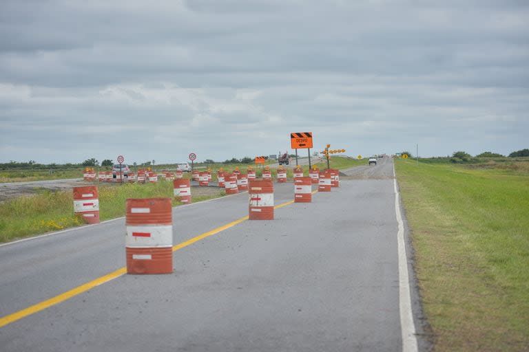 Trabajos en el asfalto y desvíos en la ruta 56