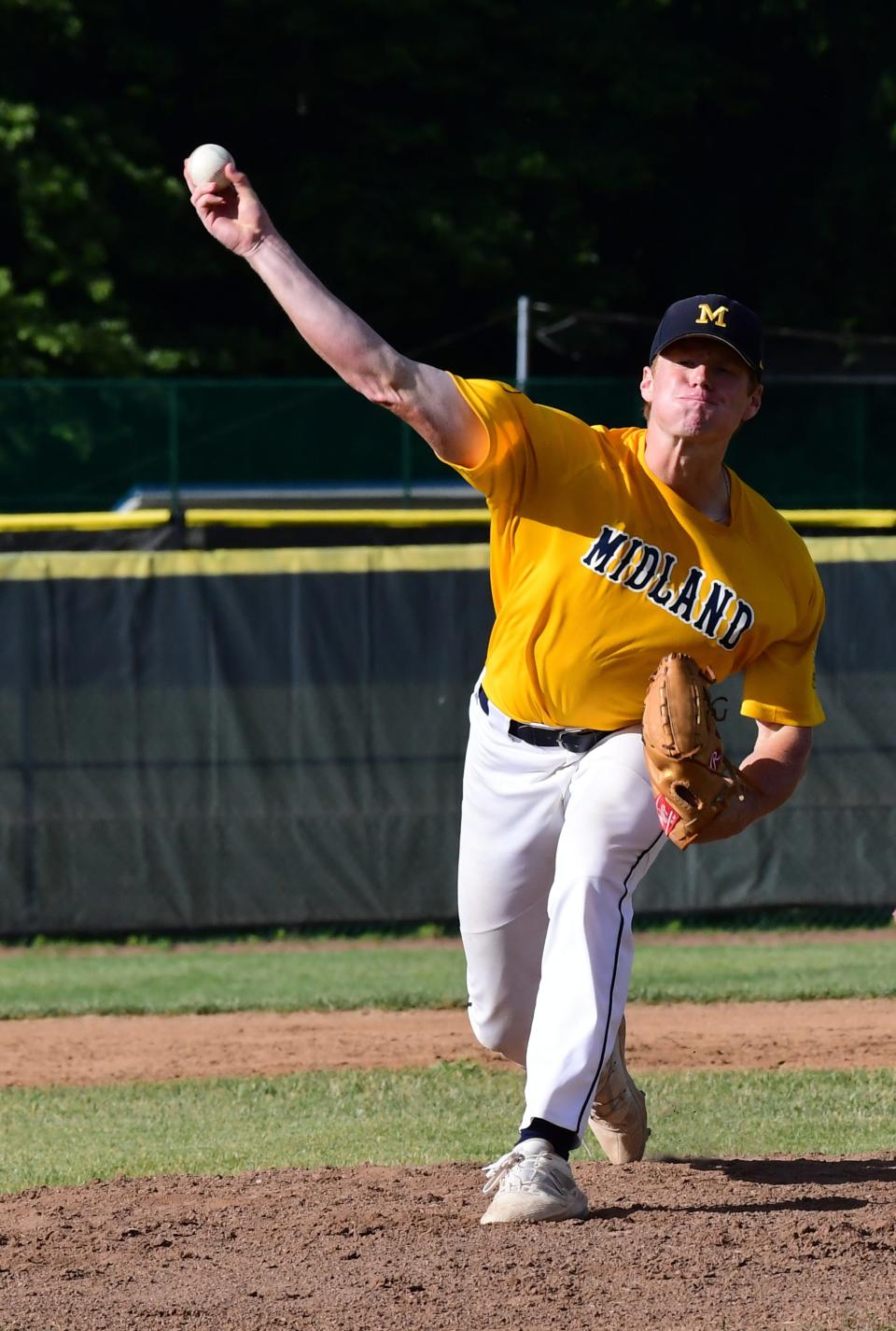 Moeller's Clay Burdette fires off the mound as he pitches for Midland 18U against the Hawaii Tigers, June 28, 2022.