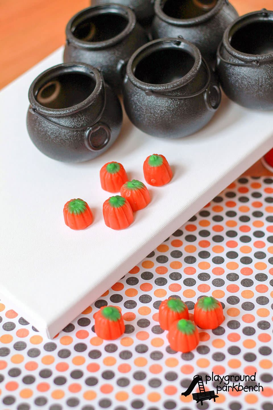 <p>The best part about this easy-to-assemble competition? It's edible, too!</p><p><strong>Get the tutorial at <a href="http://playgroundparkbench.com/pumpkin-toss-simple-party-games-children/" rel="nofollow noopener" target="_blank" data-ylk="slk:Playground Parkbench;elm:context_link;itc:0;sec:content-canvas" class="link ">Playground Parkbench</a>. </strong></p><p><a class="link " href="https://www.amazon.com/Fun-Express-Miniature-Discontinued-manufacturer/dp/B005DS6GBG/?th=1&tag=syn-yahoo-20&ascsubtag=%5Bartid%7C10050.g.3476%5Bsrc%7Cyahoo-us" rel="nofollow noopener" target="_blank" data-ylk="slk:SHOP MINI KETTLES;elm:context_link;itc:0;sec:content-canvas">SHOP MINI KETTLES</a></p>