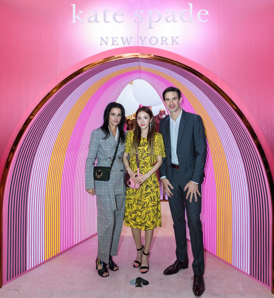 Global CEO Anna Bakst with Sandara Park and <span>Emmanuel Ruelland, VP for SEA & ANZ. (PHOTO: Kate Spade New York)</span>