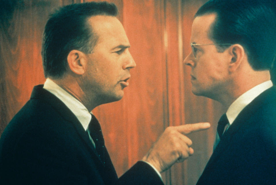 THIRTEEN DAYS, from left: Kevin Costner, Dylan Baker as Robert McNamara, 2000, © New Line/courtesy Everett Collection