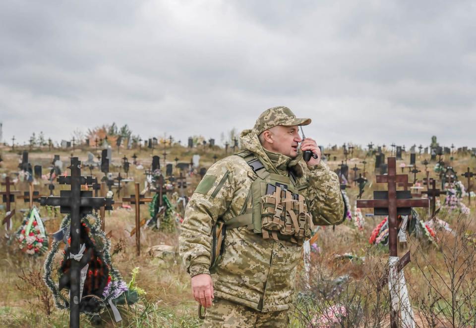 Ukraine soldier cemetery Lyman